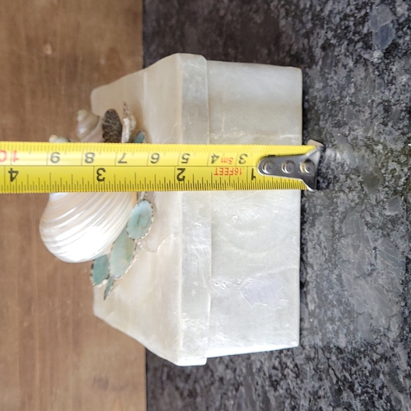 Marjorie Bloom Shell Trinket Box - Picture 8 of 11